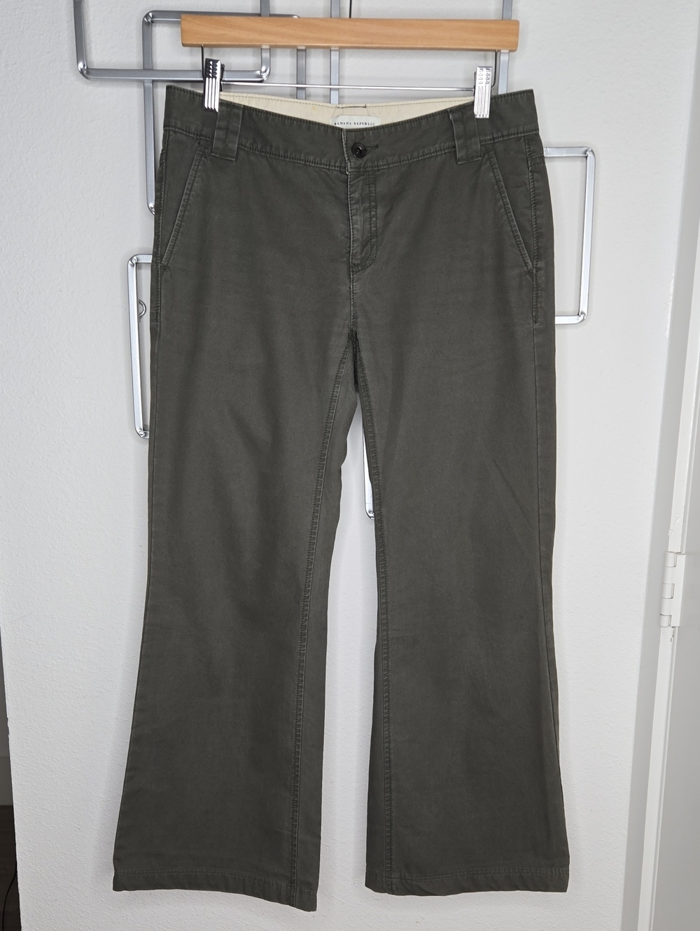 Y2K Banana Republic Wide-Leg Olive Chino Pants Women's Size 4